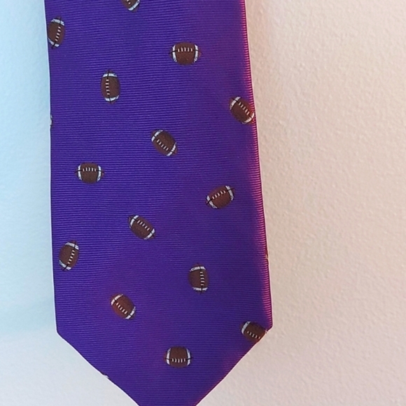 NWT Chaps 100% Silk‎ Football Print Tie - Picture 1 of 4